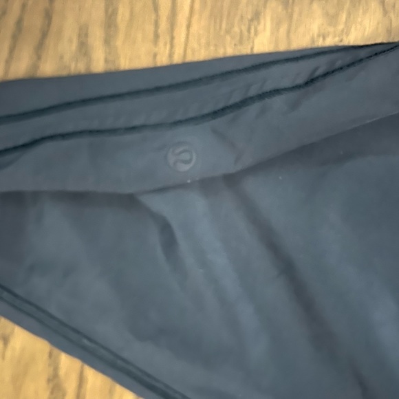 Lululemon final play crop size 6 - Picture 5 of 6